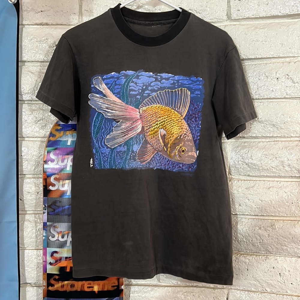 Vintage 80s puff print fish tee